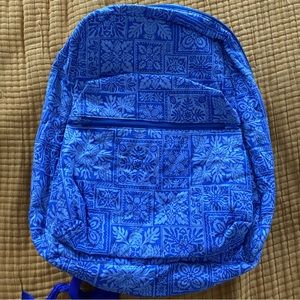 Hawaiian quilt print standard size backpack in blue
